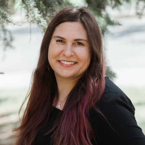 Naomi Klassen / Administrative Assistant